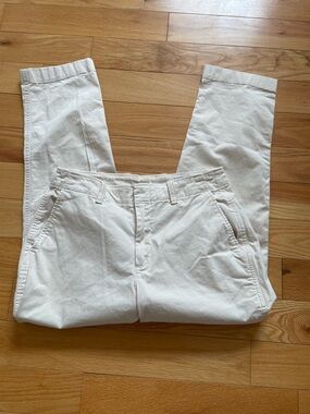 Gap Downtown Khaki Pants Size 8